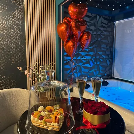 Flower & Spa, Air-conditioned And Appartement La Seyne-sur-Mer
